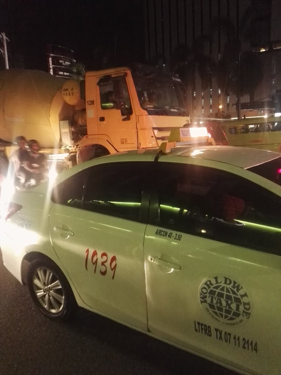 Taxi