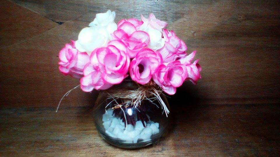 flower vase photography