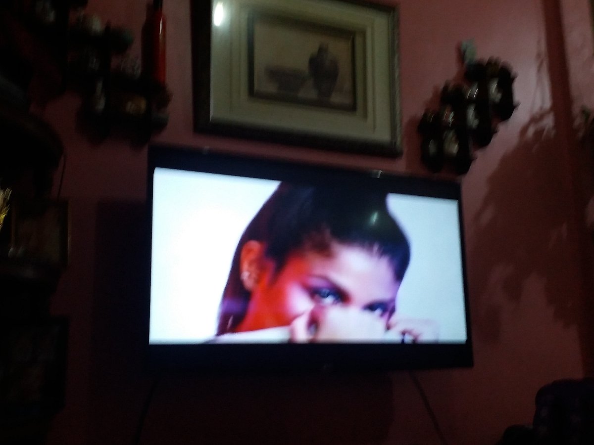 Advertisement on tv, watching ms world philippines , coronation night, channel 7