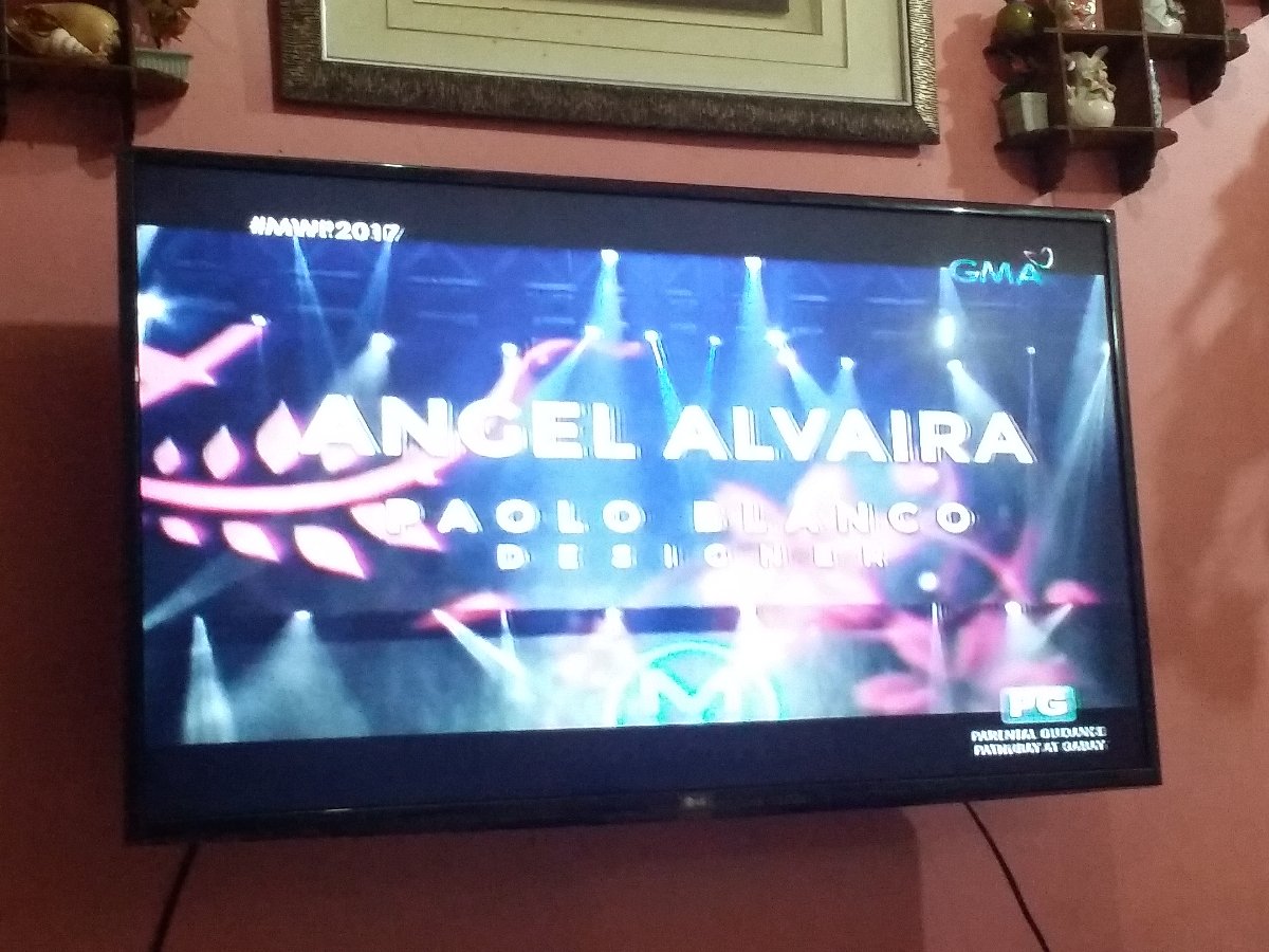 Watching miss world philippines 2017, GMA , channel 7 , long gown competition