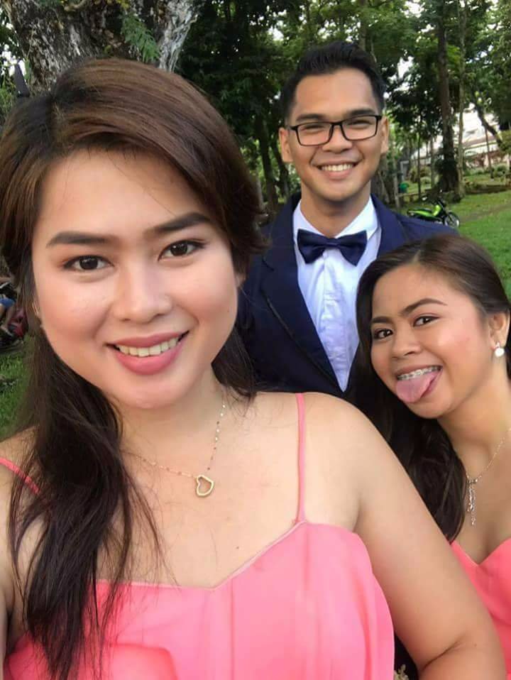 One of my friends are my cousins